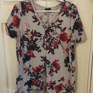 Torrid top with cute floral pattern, torrid size 1 (18/20)